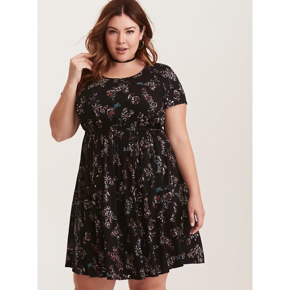 Torrid Challis Lace Up Sleeve Floral Dress 1X